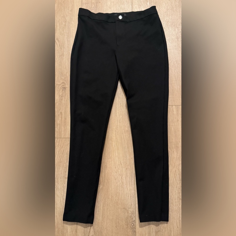 Banana Republic Women’s  Pants, Like New, Size 6, Made in Cambodia